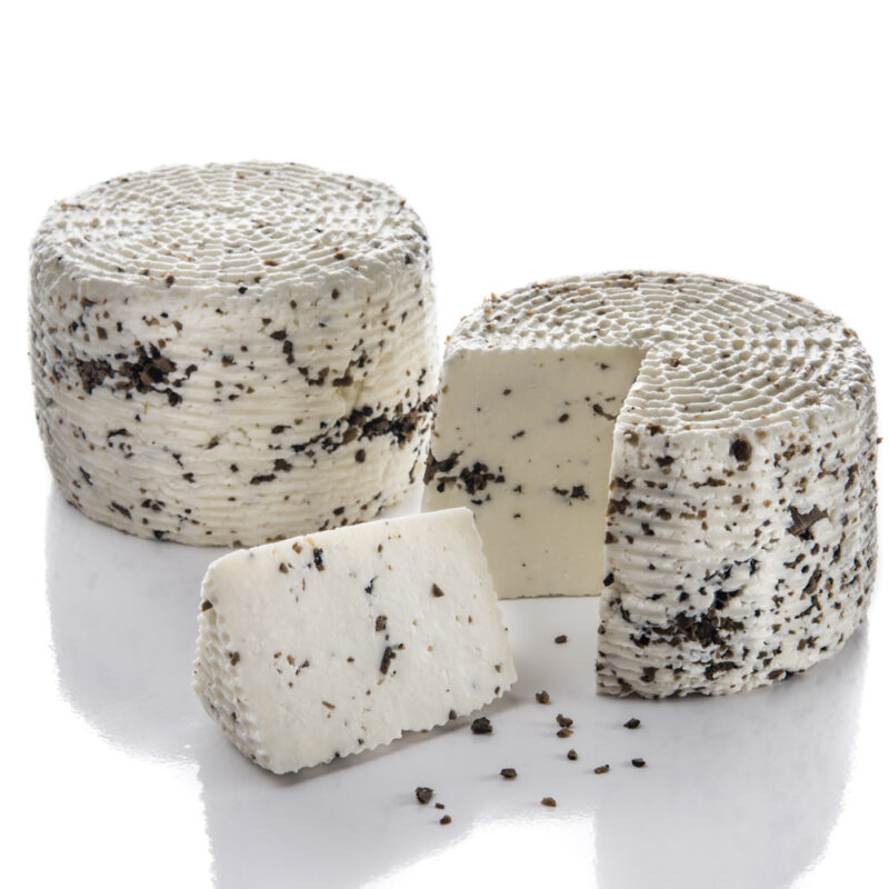 Primo sale with shredded black truffle, primo sale, cheeses with shredded black truffle, Caseificio Di Nucci