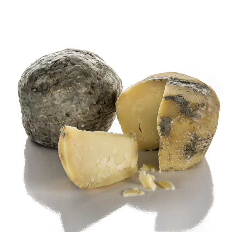 Ricotta salata, special cheeses, Caseificio Di Nucci